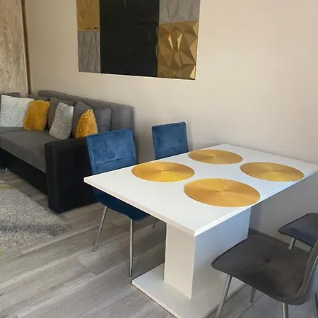 Gabrielle Apartment *